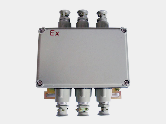 防爆接線箱