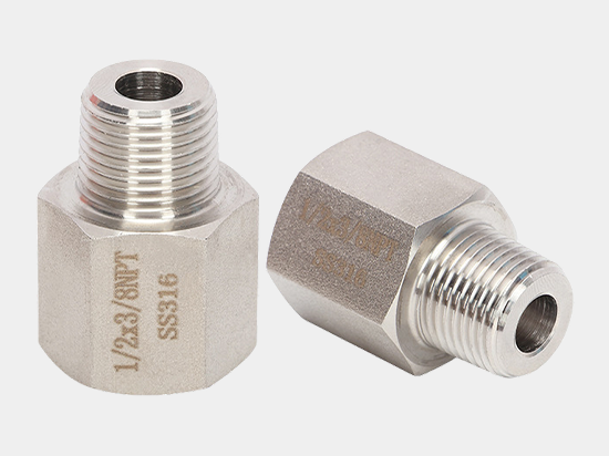 內外絲轉換接頭